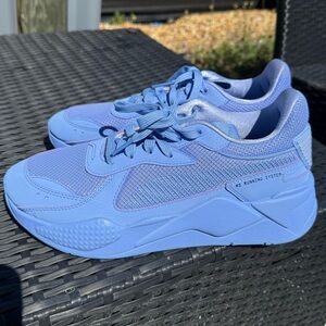 NWOT PUMA women’s sneakers blue size 10 rs running system